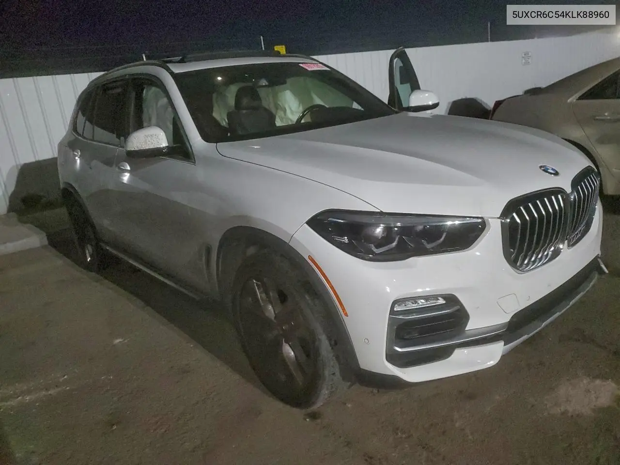 5UXCR6C54KLK88960 2019 BMW X5 xDrive40I