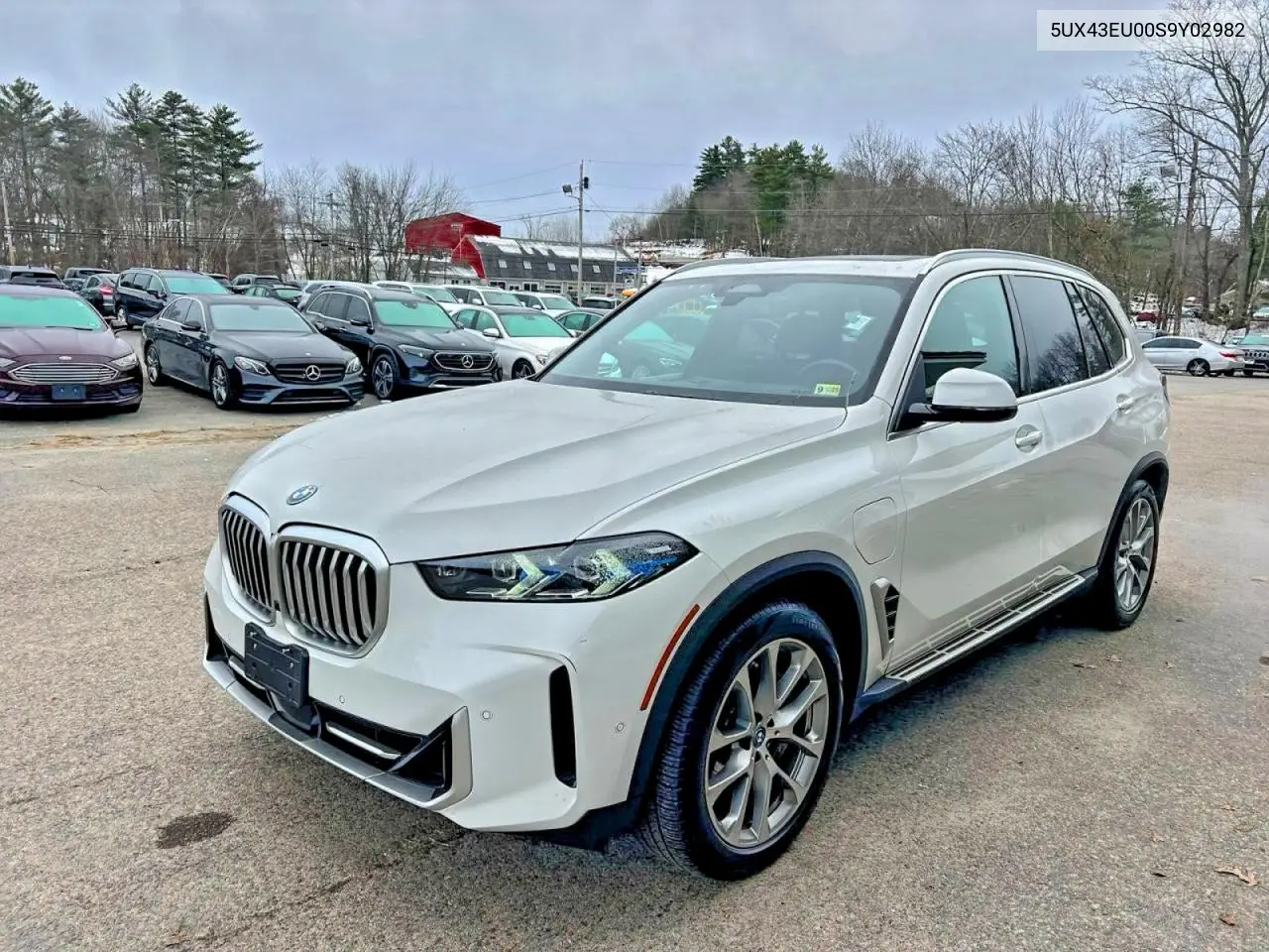 5UX43EU00S9Y02982 2025 BMW X5 xDrive50E