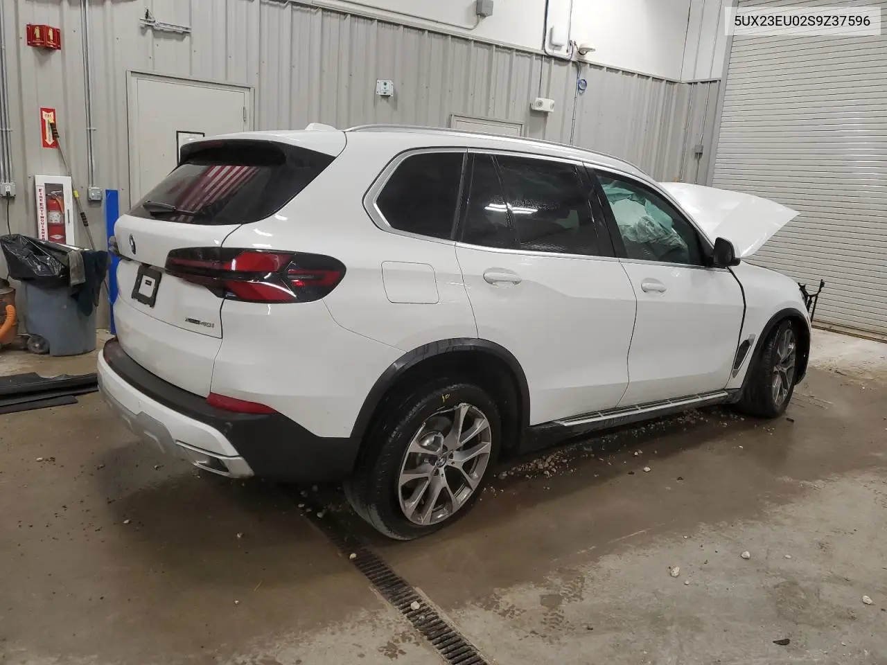 5UX23EU02S9Z37596 2025 BMW X5 xDrive40I