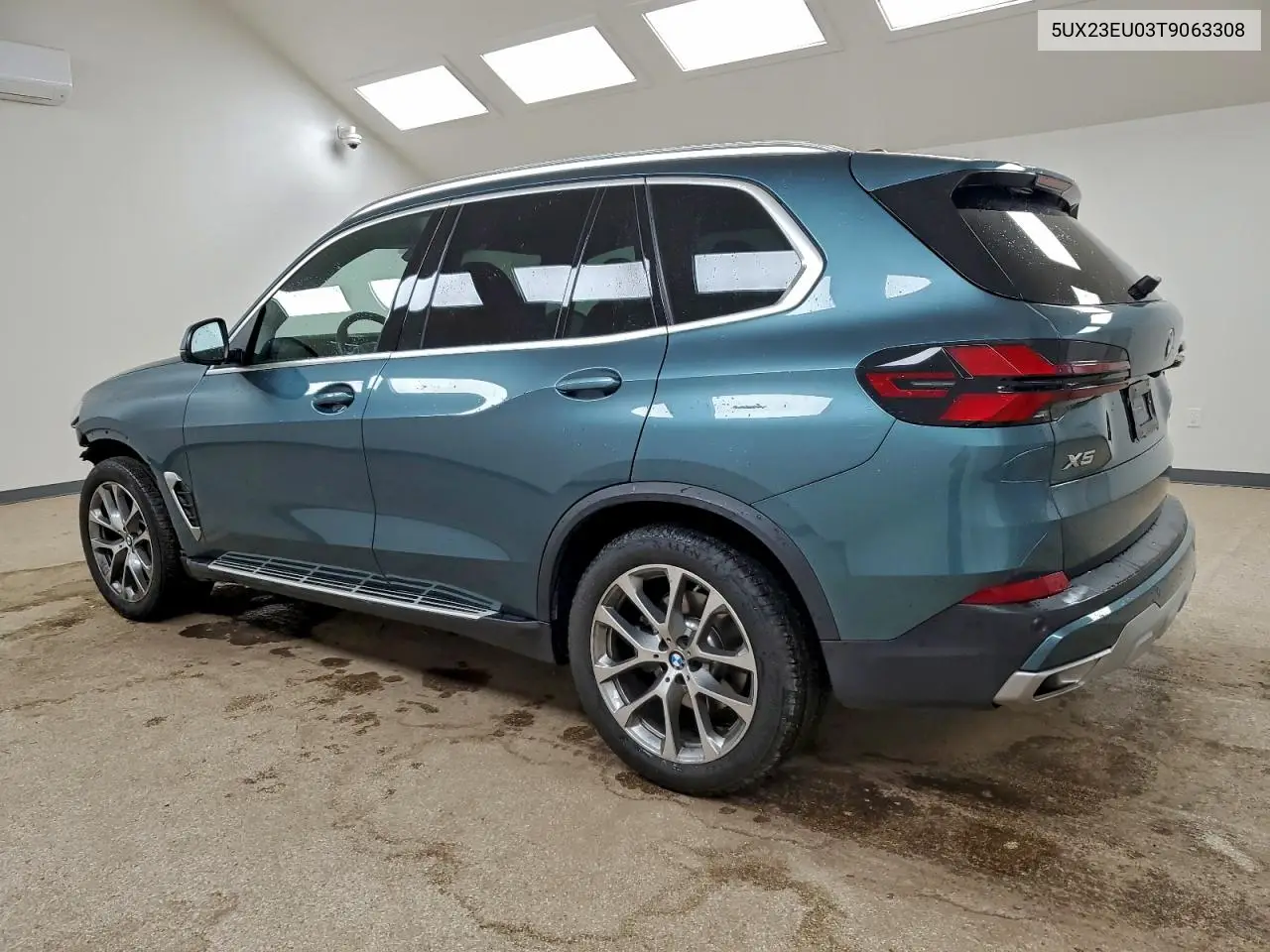 5UX23EU03T9063308 2026 BMW X5 xDrive40I