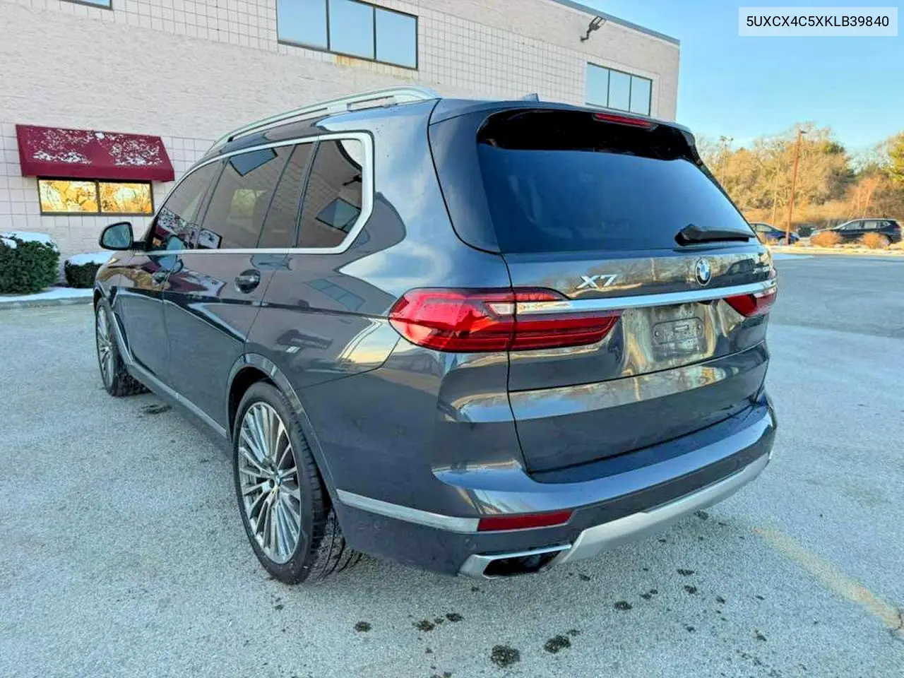 5UXCX4C5XKLB39840 2019 BMW X7 xDrive50I