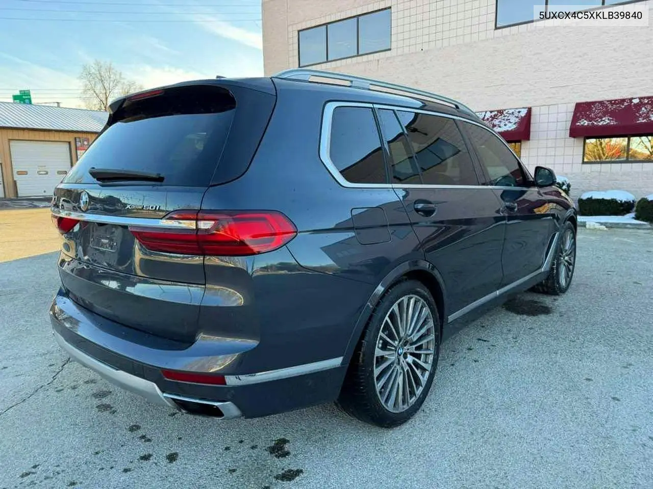 5UXCX4C5XKLB39840 2019 BMW X7 xDrive50I