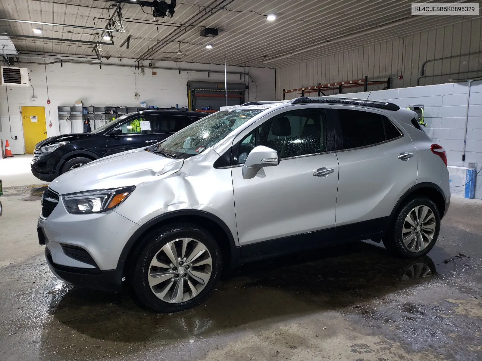 2019 Buick Encore Preferred VIN: KL4CJESB5KB895329 Lot: 68055004