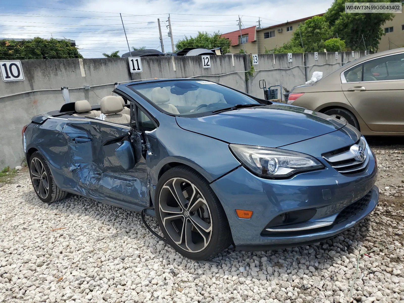 W04WT3N59GG043402 2016 Buick Cascada Premium