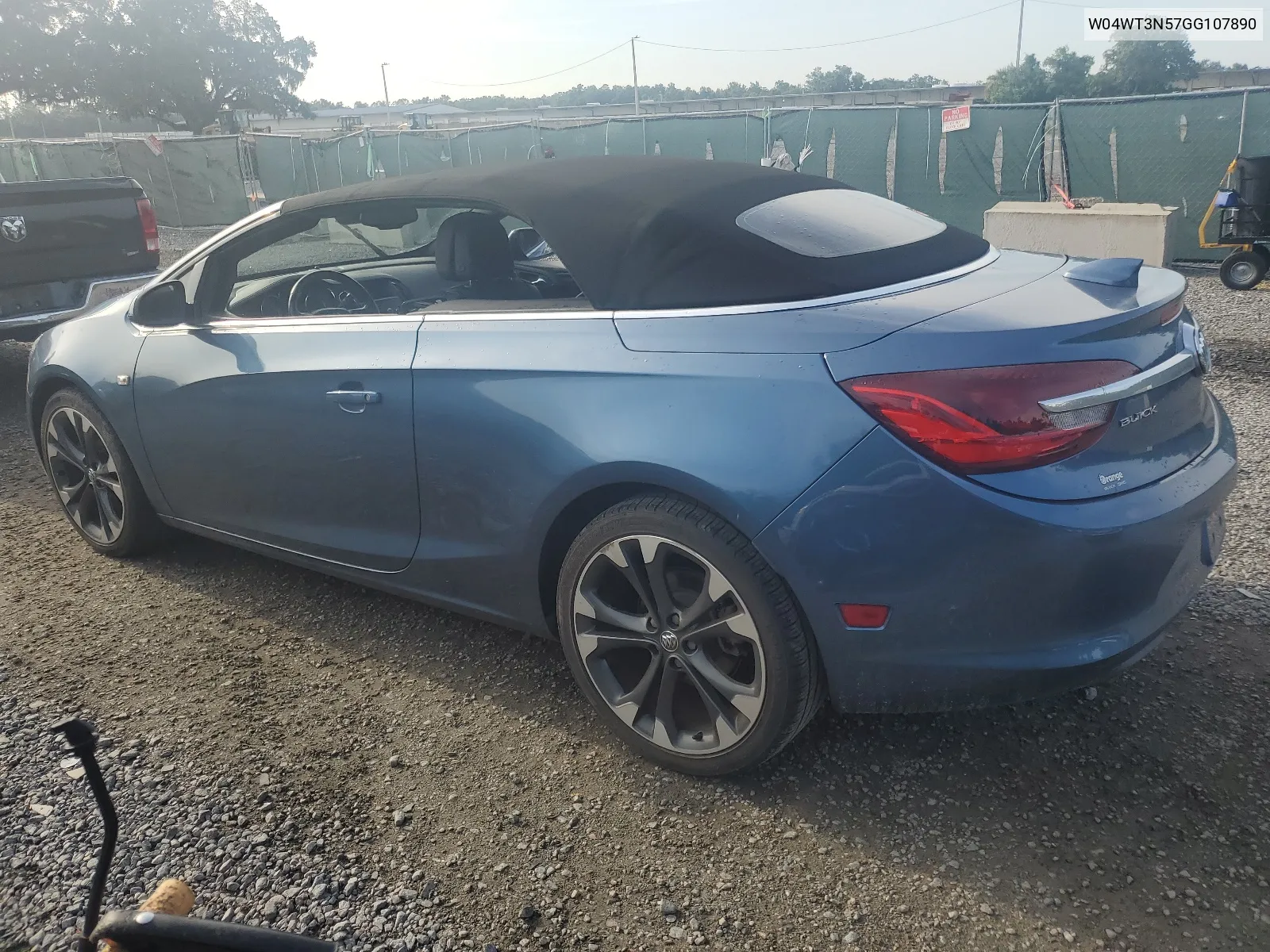 W04WT3N57GG107890 2016 Buick Cascada Premium