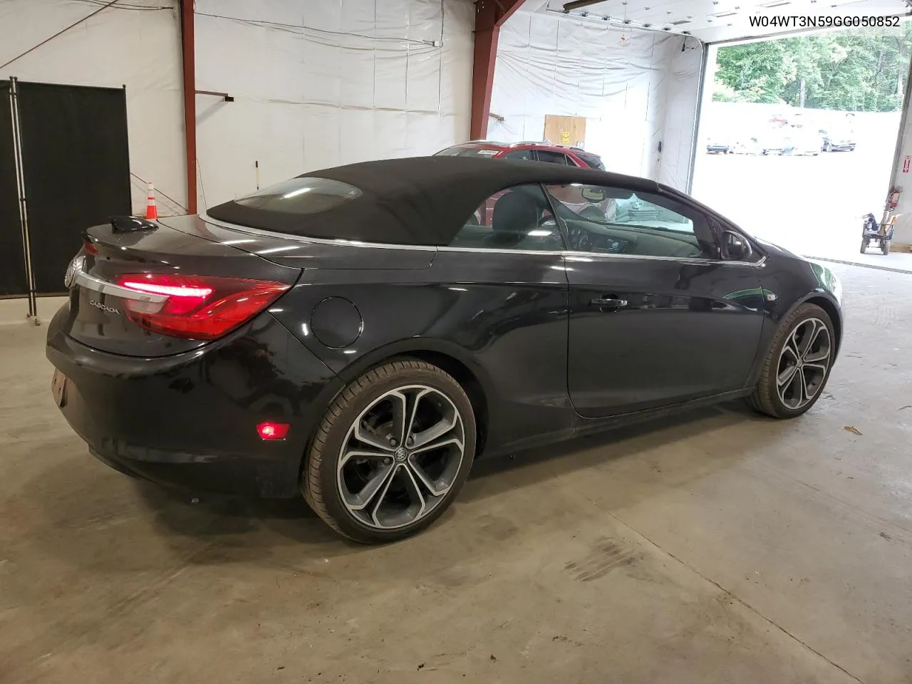 2016 Buick Cascada Premium VIN: W04WT3N59GG050852 Lot: 68122074