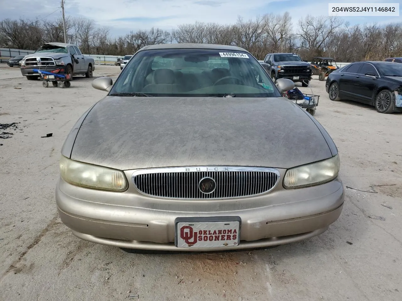 2G4WS52J4Y1146842 2000 Buick Century Custom