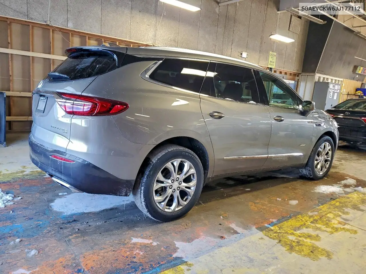 5GAEVCKW6JJ177112 2018 Buick Enclave Avenir
