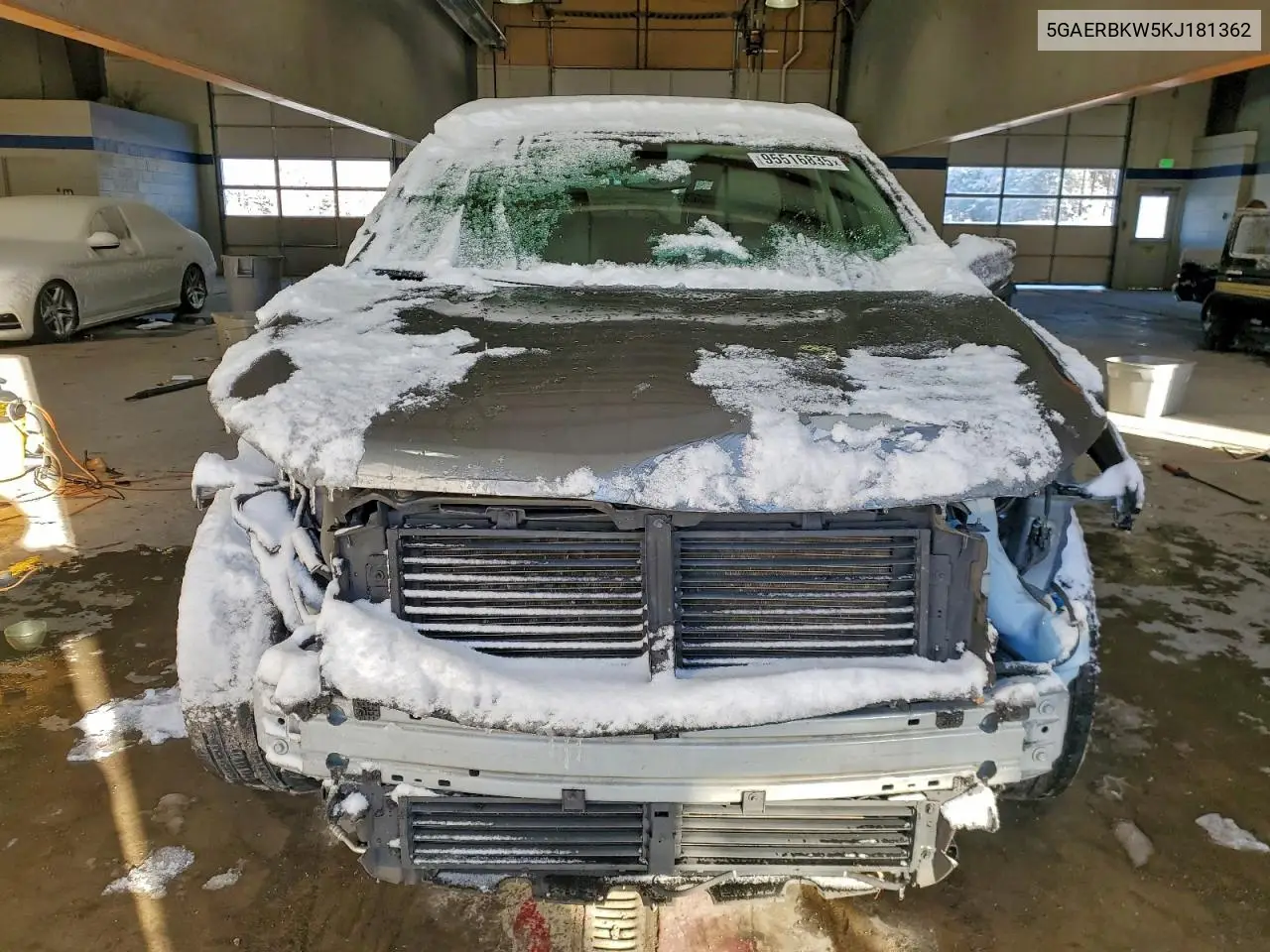 5GAERBKW5KJ181362 2019 Buick Enclave Essence