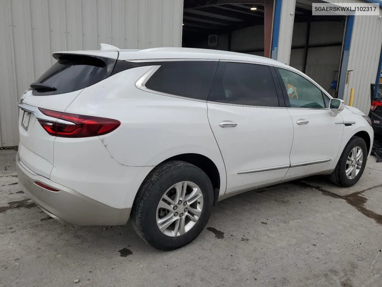 2020 Buick Enclave Essence VIN: 5GAERBKWXLJ102317 Lot: 53237404