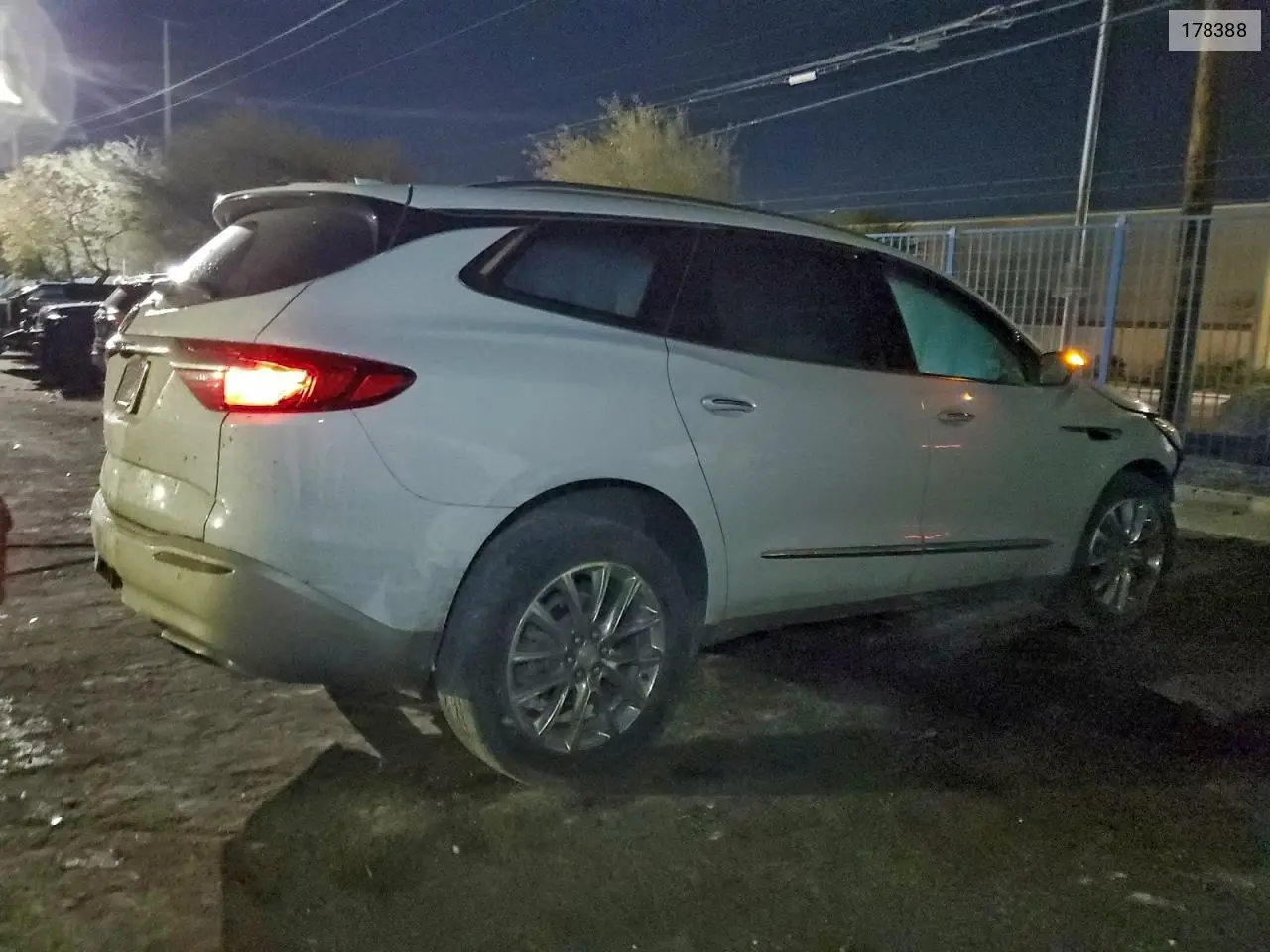 178388 2021 Buick Enclave Essence