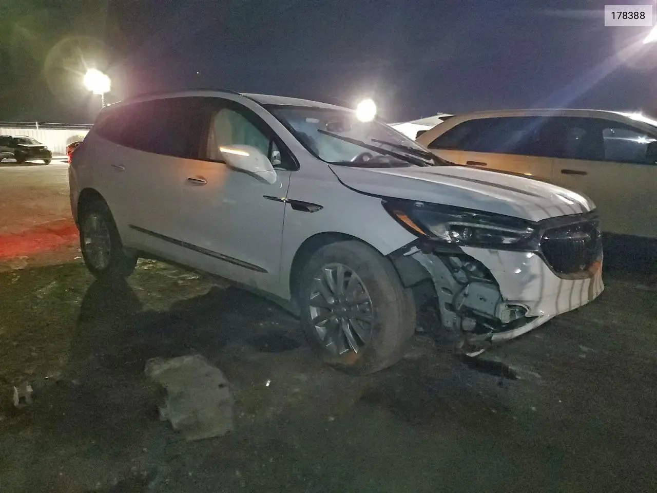 178388 2021 Buick Enclave Essence