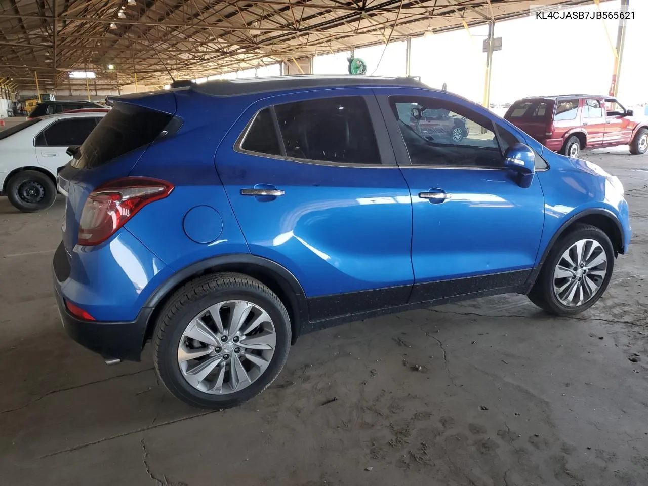 2018 Buick Encore Preferred VIN: KL4CJASB7JB565621 Lot: 69914184