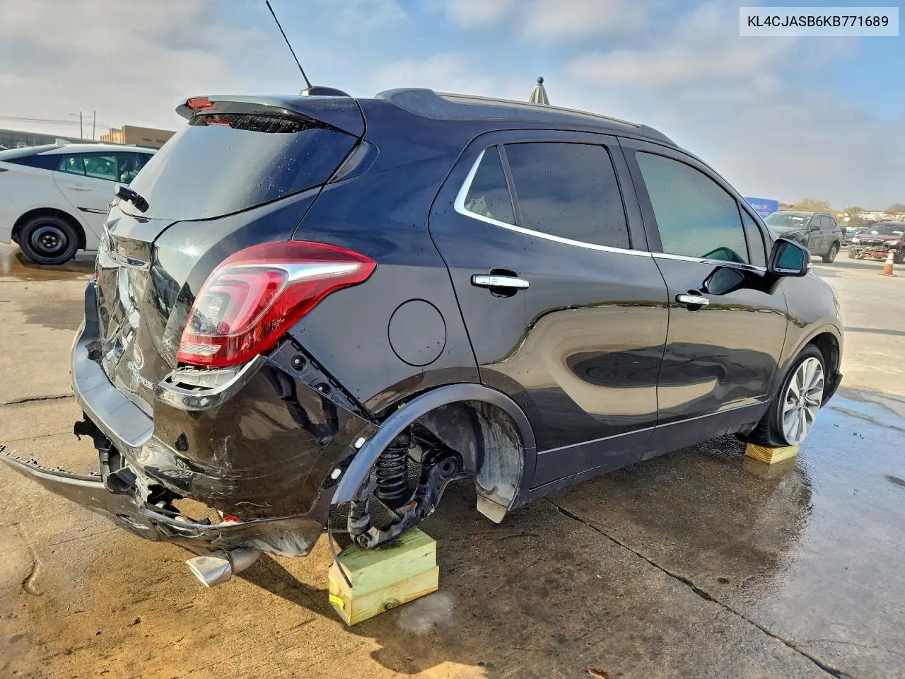 KL4CJASB6KB771689 2019 Buick Encore Preferred