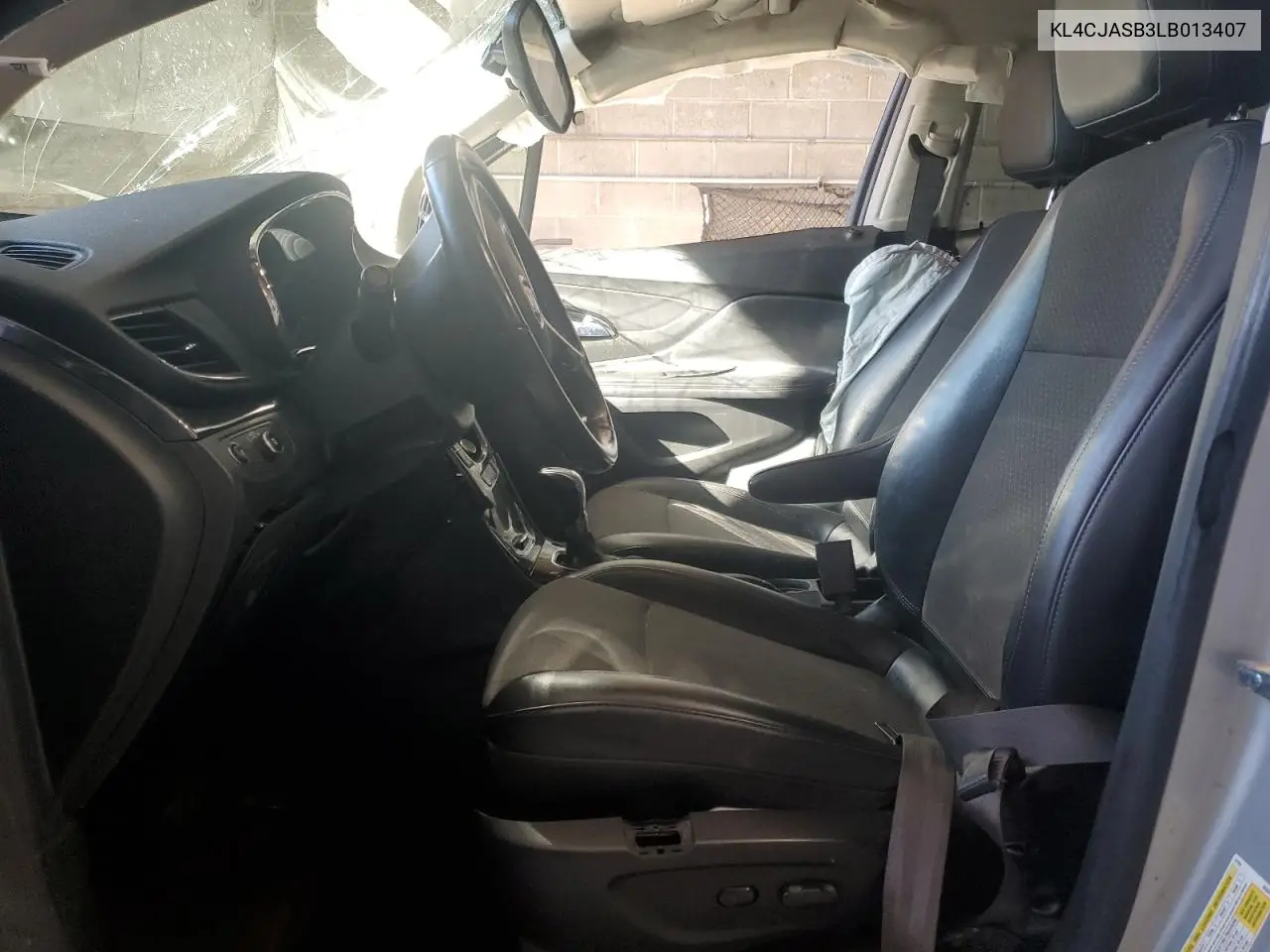 KL4CJASB3LB013407 2020 Buick Encore Preferred