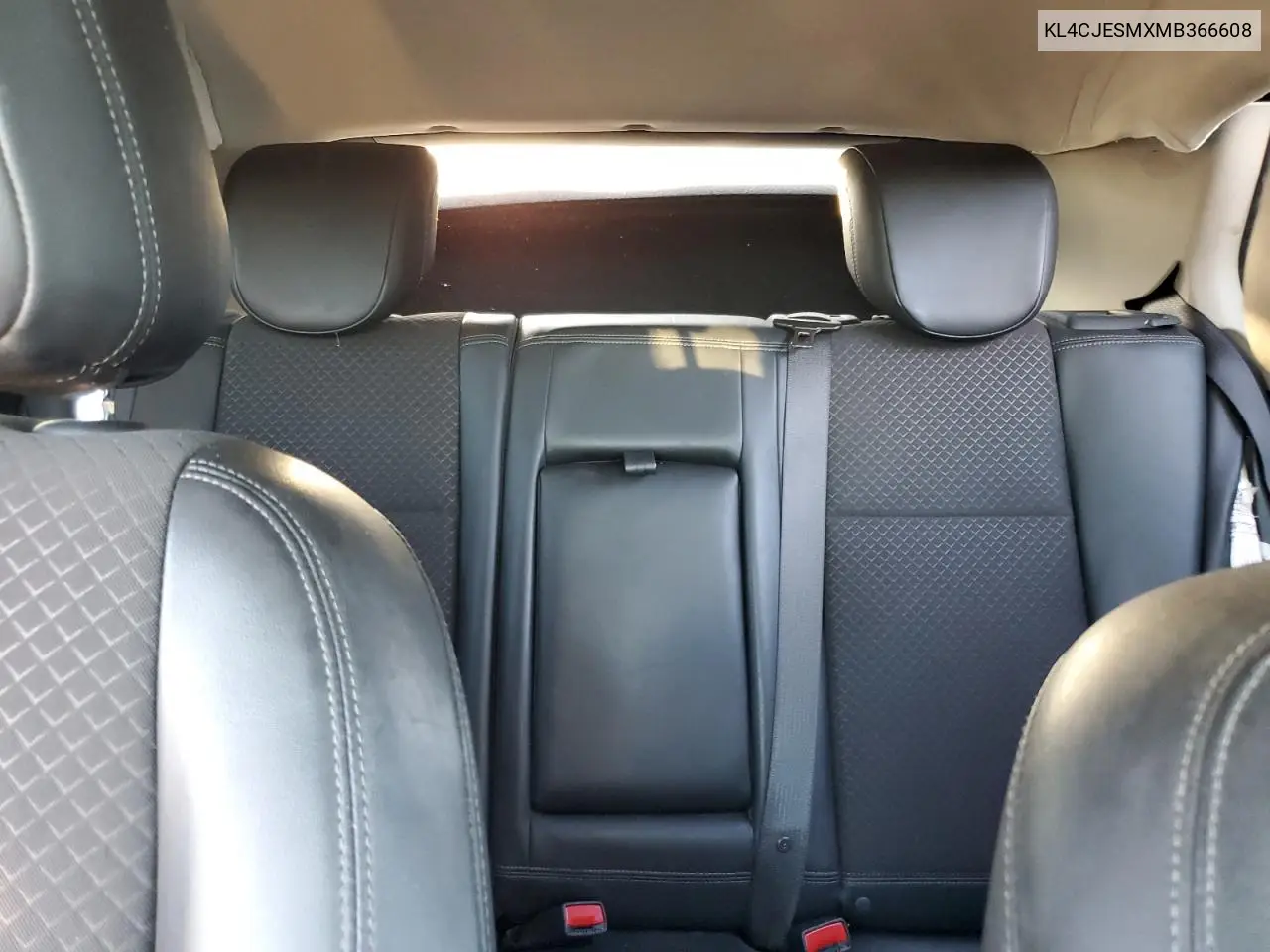 KL4CJESMXMB366608 2021 Buick Encore Preferred