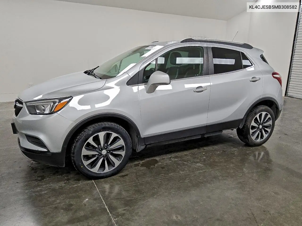 KL4CJESB5MB308582 2021 Buick Encore Preferred