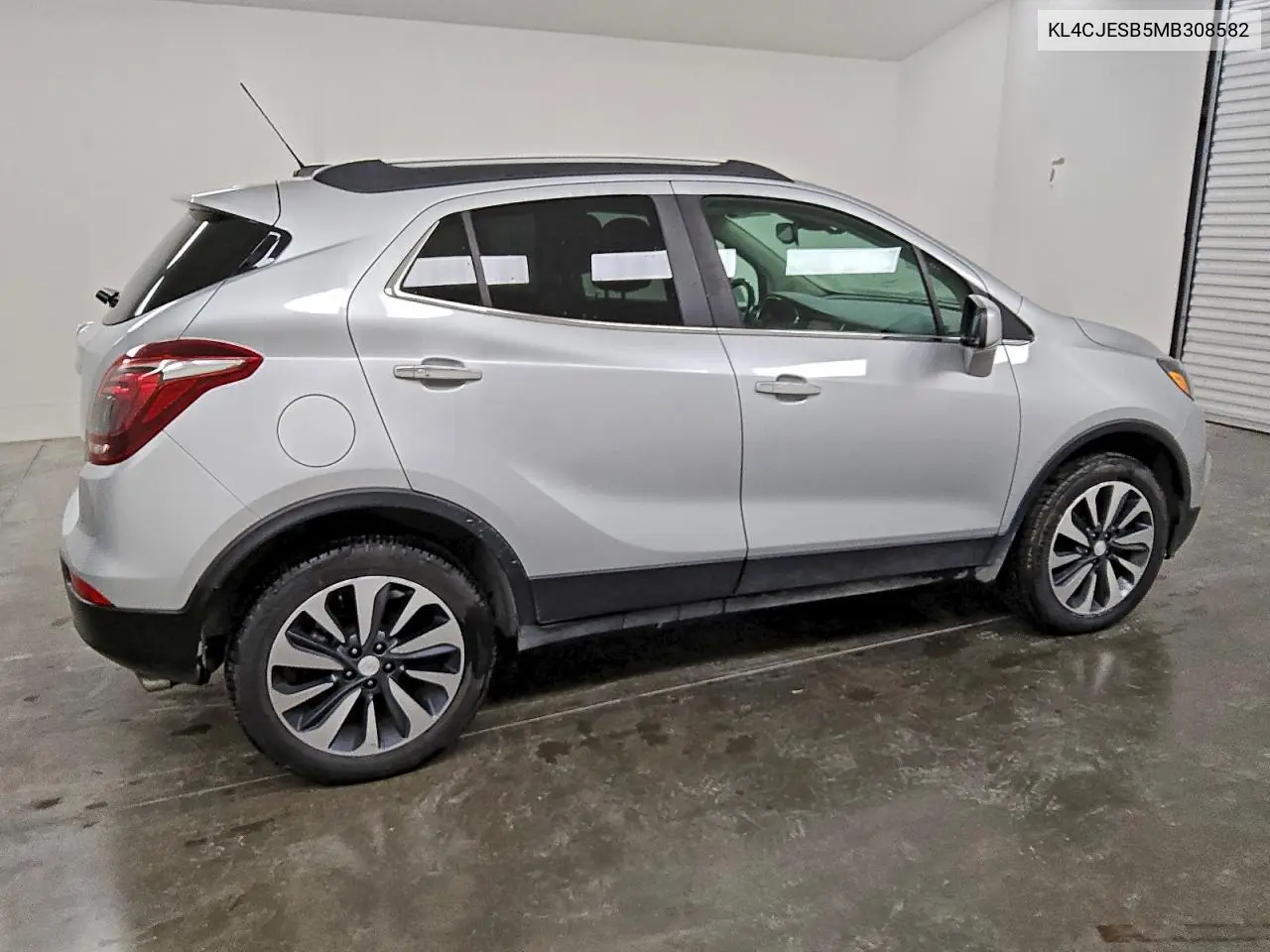 KL4CJESB5MB308582 2021 Buick Encore Preferred