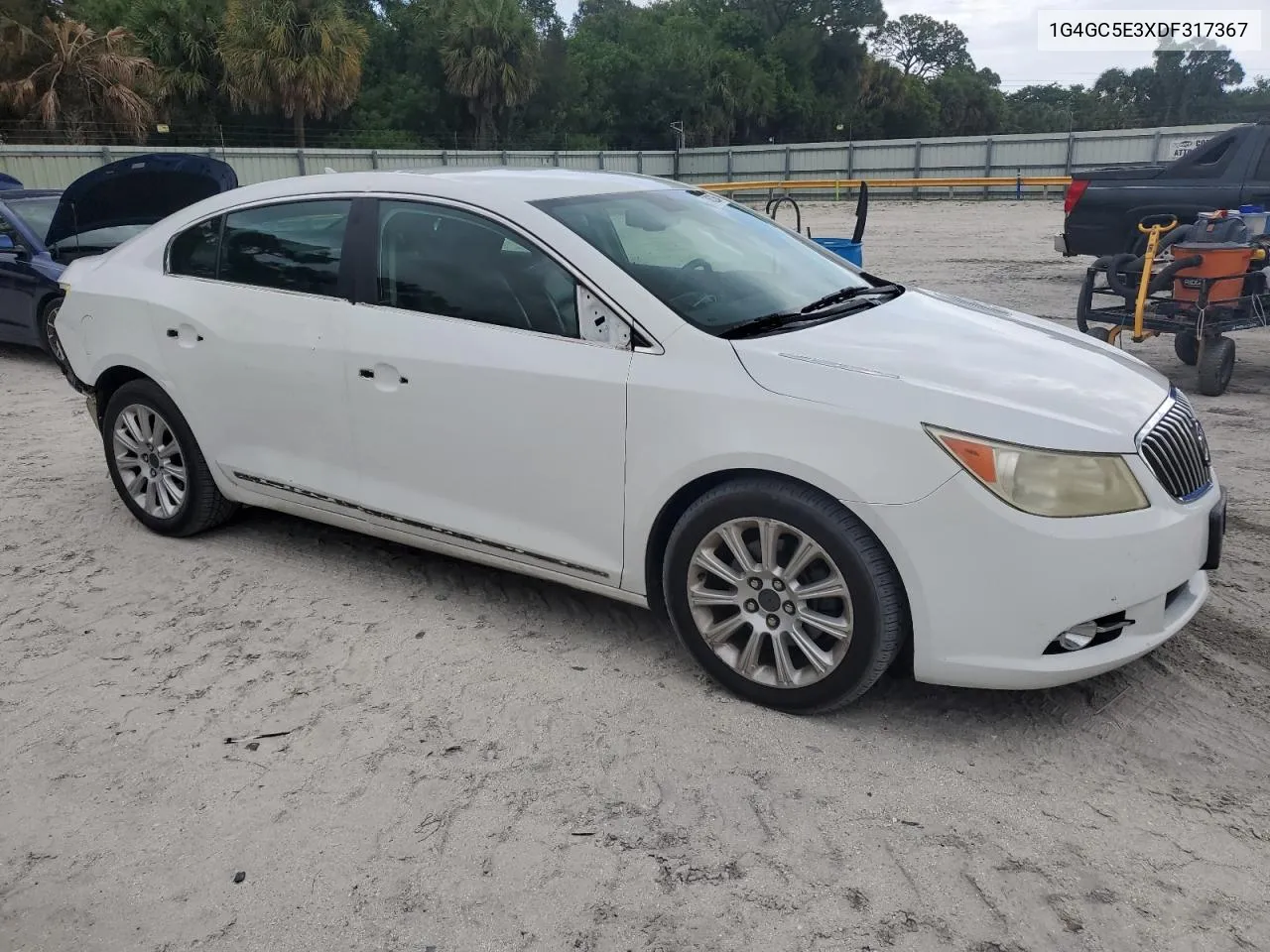 2013 Buick Lacrosse VIN: 1G4GC5E3XDF317367 Lot: 68452364