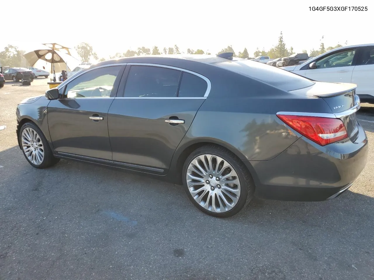 2016 Buick Lacrosse Premium VIN: 1G4GF5G3XGF170525 Lot: 67976084