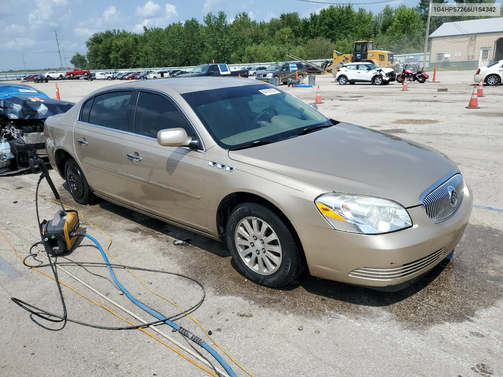 2006 Buick Lucerne Cx VIN: 1G4HP57266U154342 Lot: 64101824