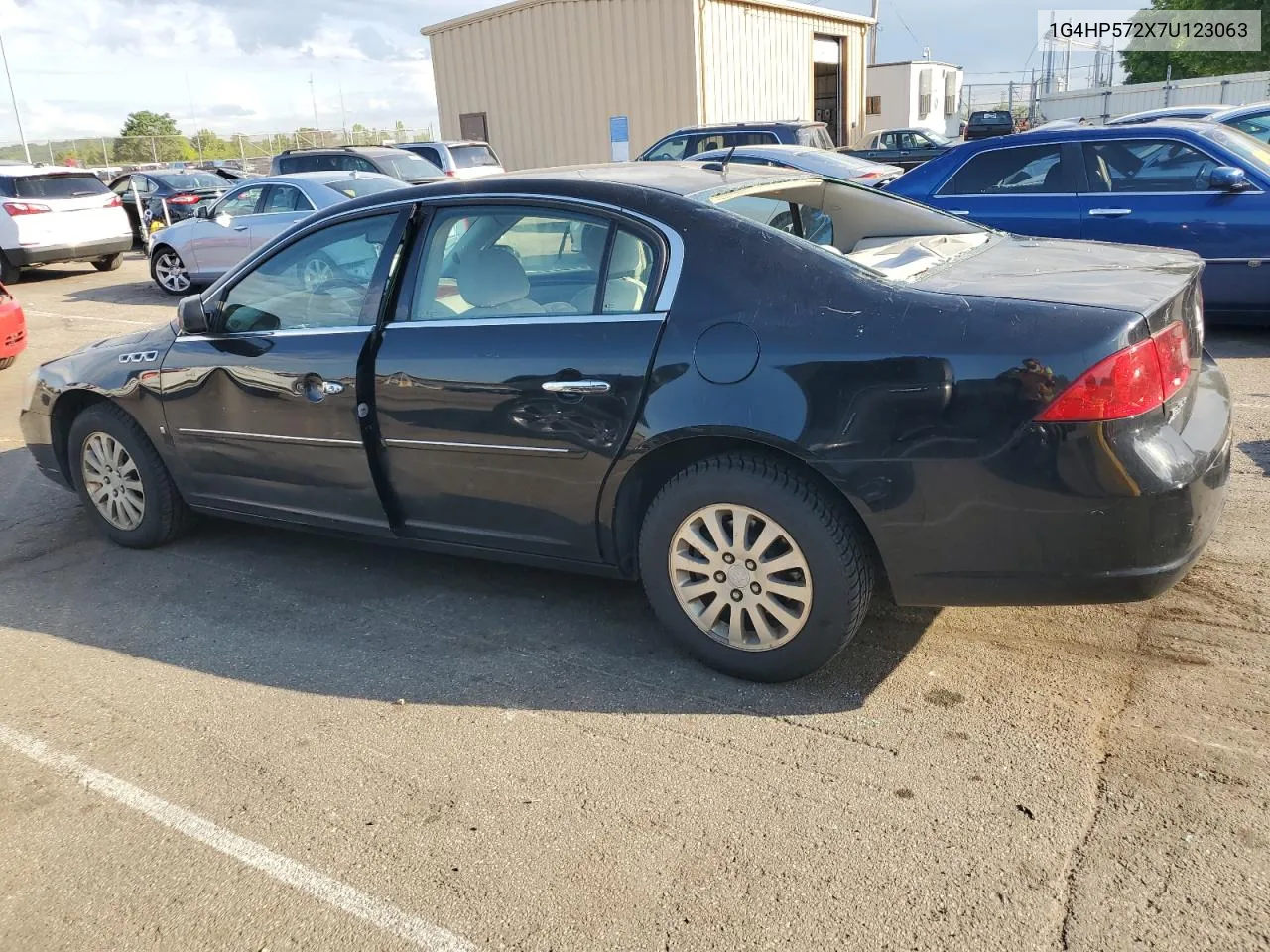 2007 Buick Lucerne Cx VIN: 1G4HP572X7U123063 Lot: 58232934