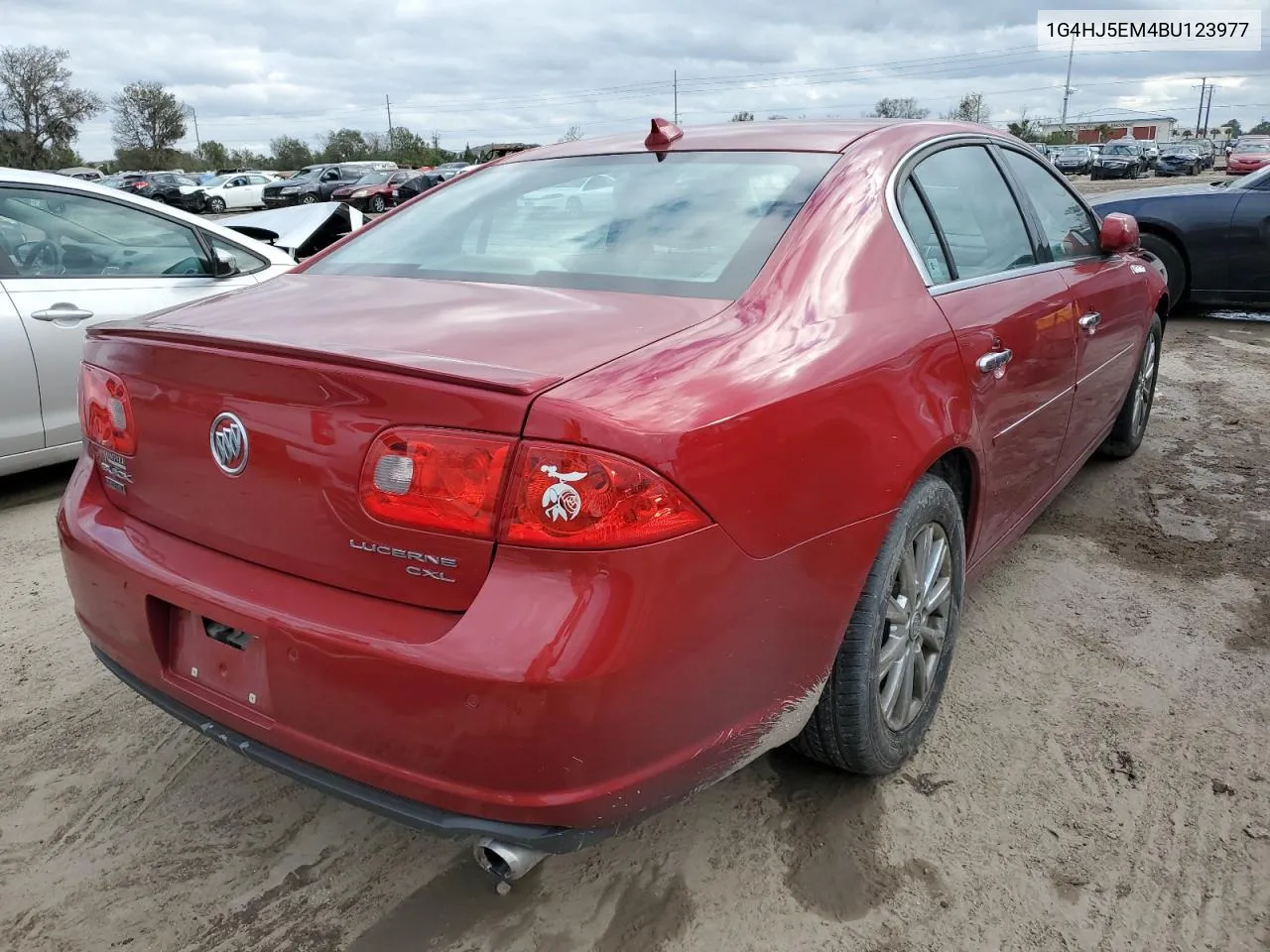 1G4HJ5EM4BU123977 2011 Buick Lucerne Cxl