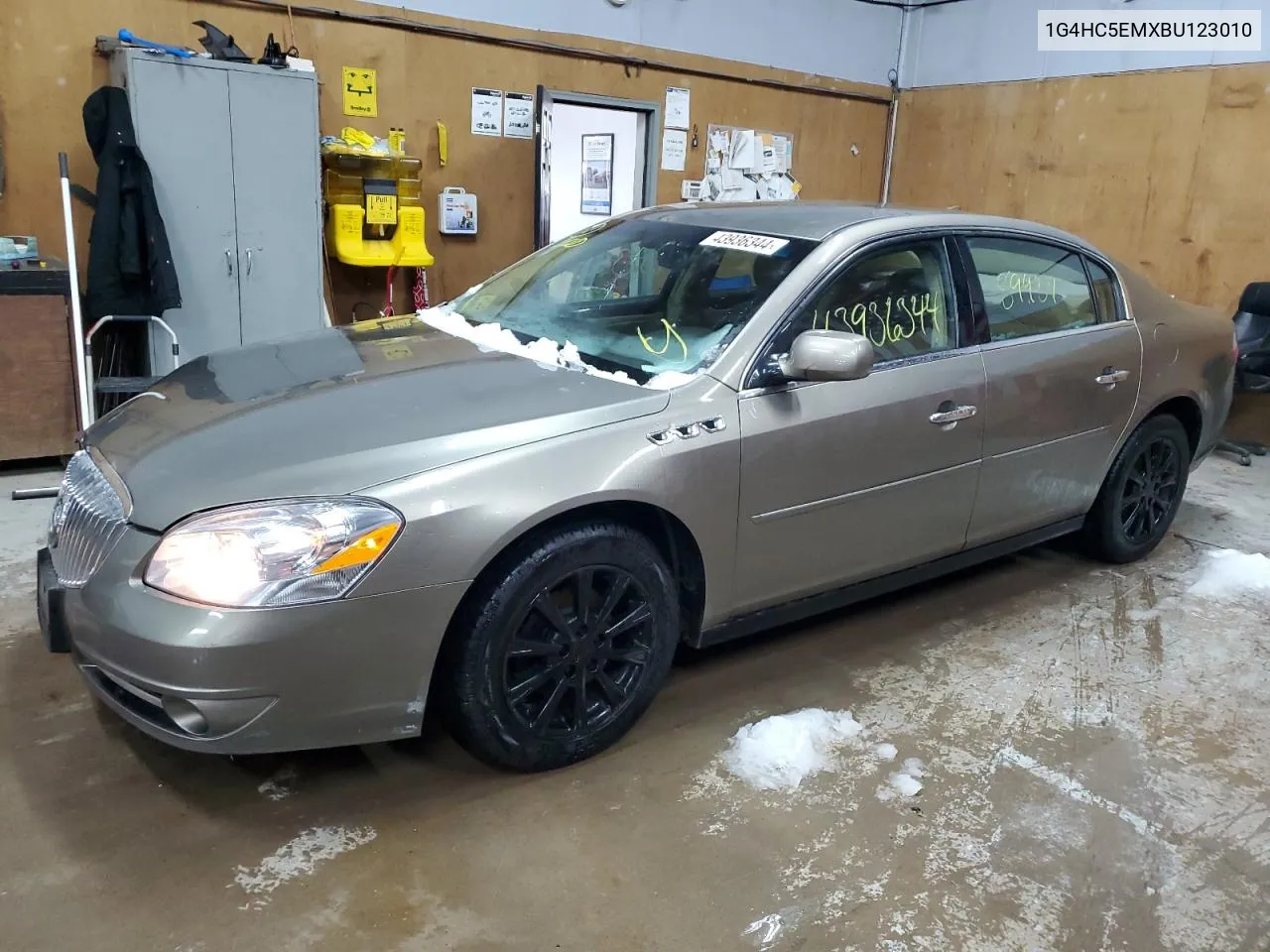 2011 Buick Lucerne Cxl VIN: 1G4HC5EMXBU123010 Lot: 43936344