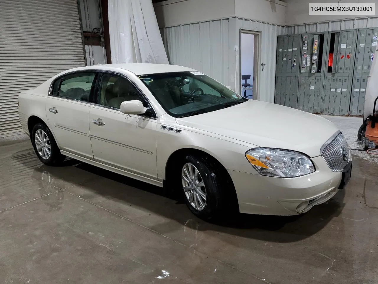 1G4HC5EMXBU132001 2011 Buick Lucerne Cxl