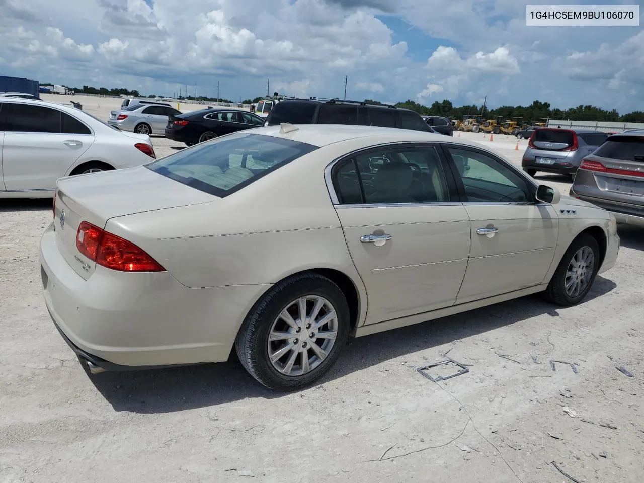 1G4HC5EM9BU106070 2011 Buick Lucerne Cxl