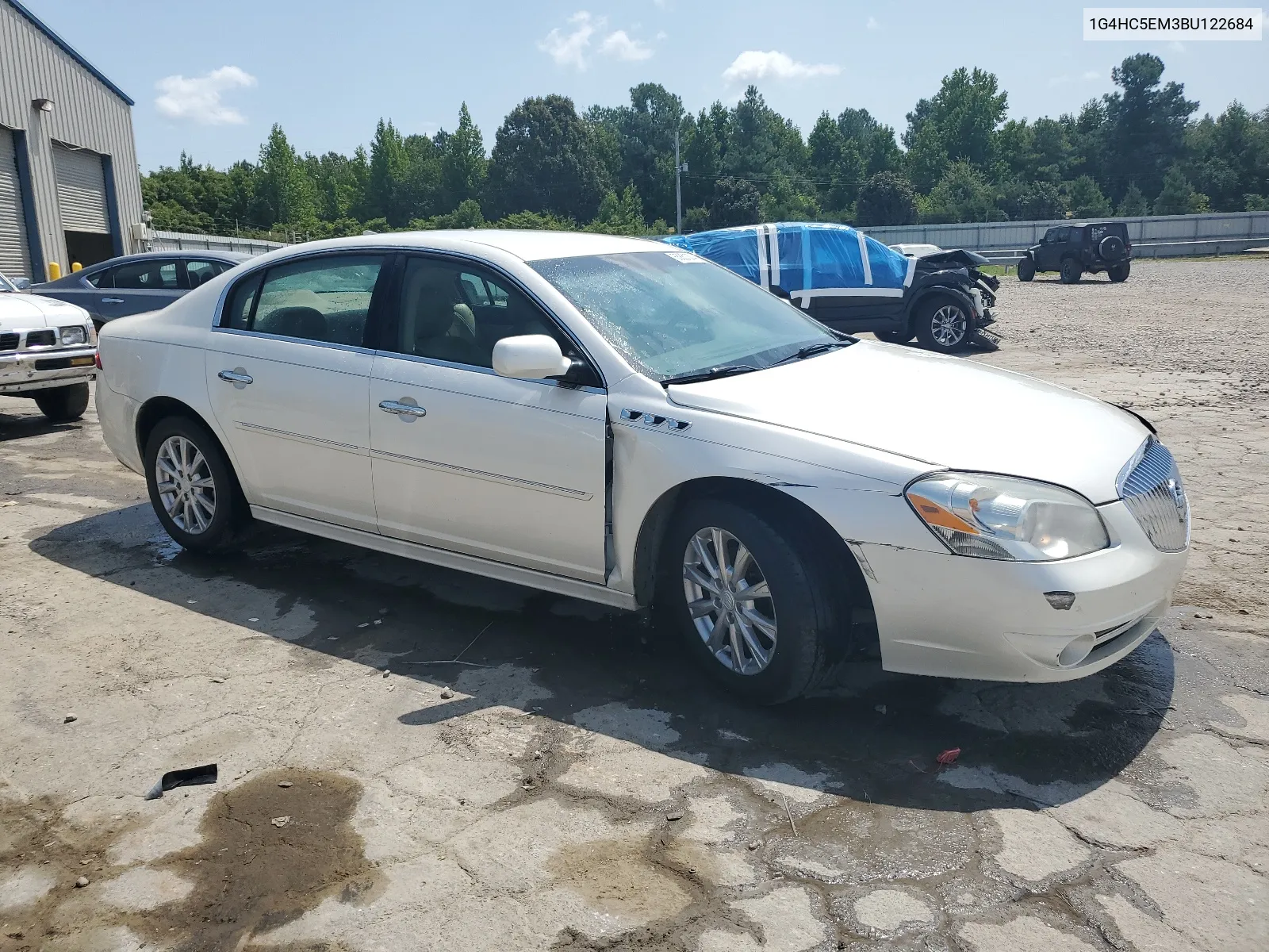 1G4HC5EM3BU122684 2011 Buick Lucerne Cxl