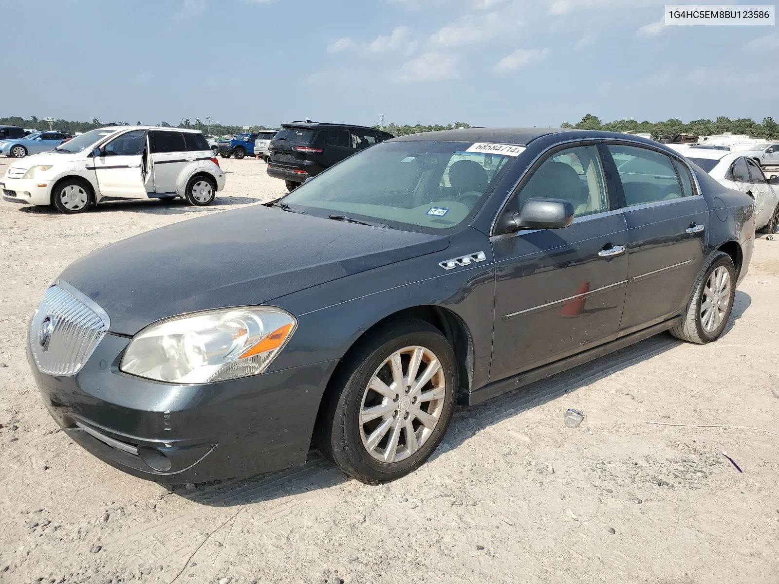 2011 Buick Lucerne Cxl VIN: 1G4HC5EM8BU123586 Lot: 68584714