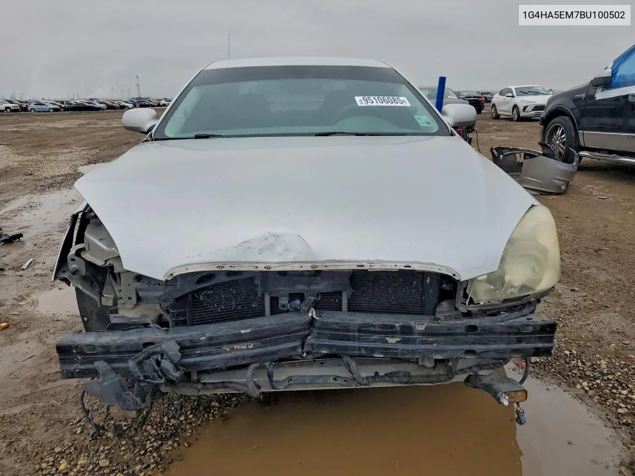 1G4HA5EM7BU100502 2011 Buick Lucerne Cx
