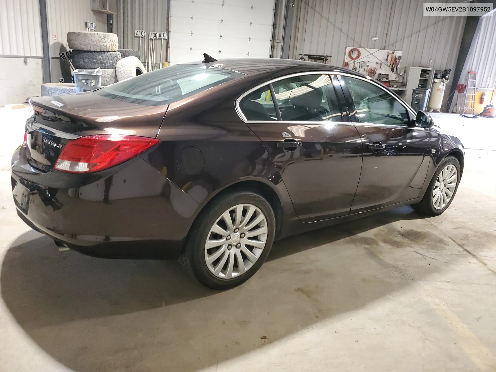 W04GW5EV2B1097952 2011 Buick Regal Cxl