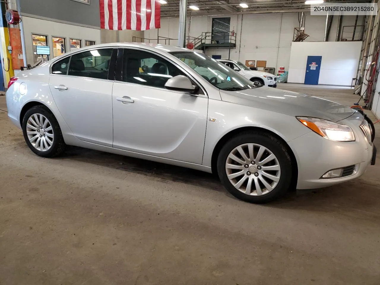 2G4GN5EC3B9215280 2011 Buick Regal Cxl