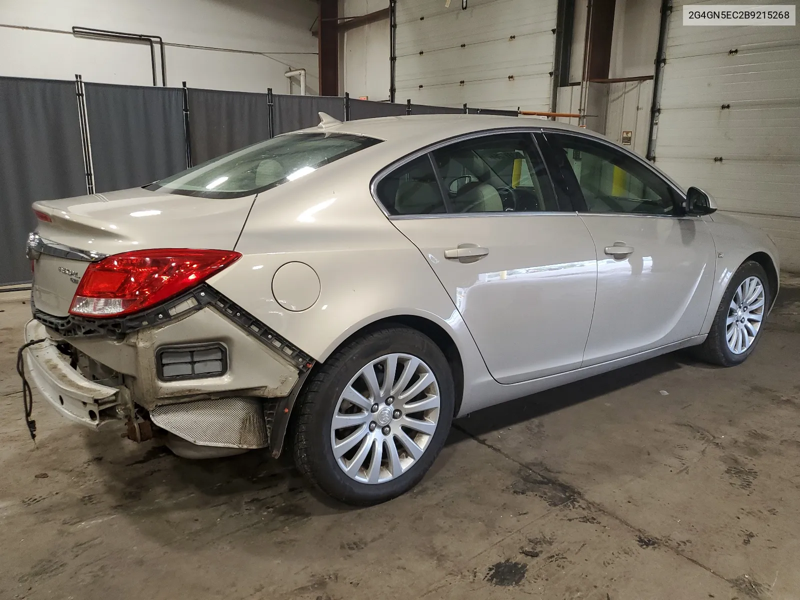 2G4GN5EC2B9215268 2011 Buick Regal Cxl