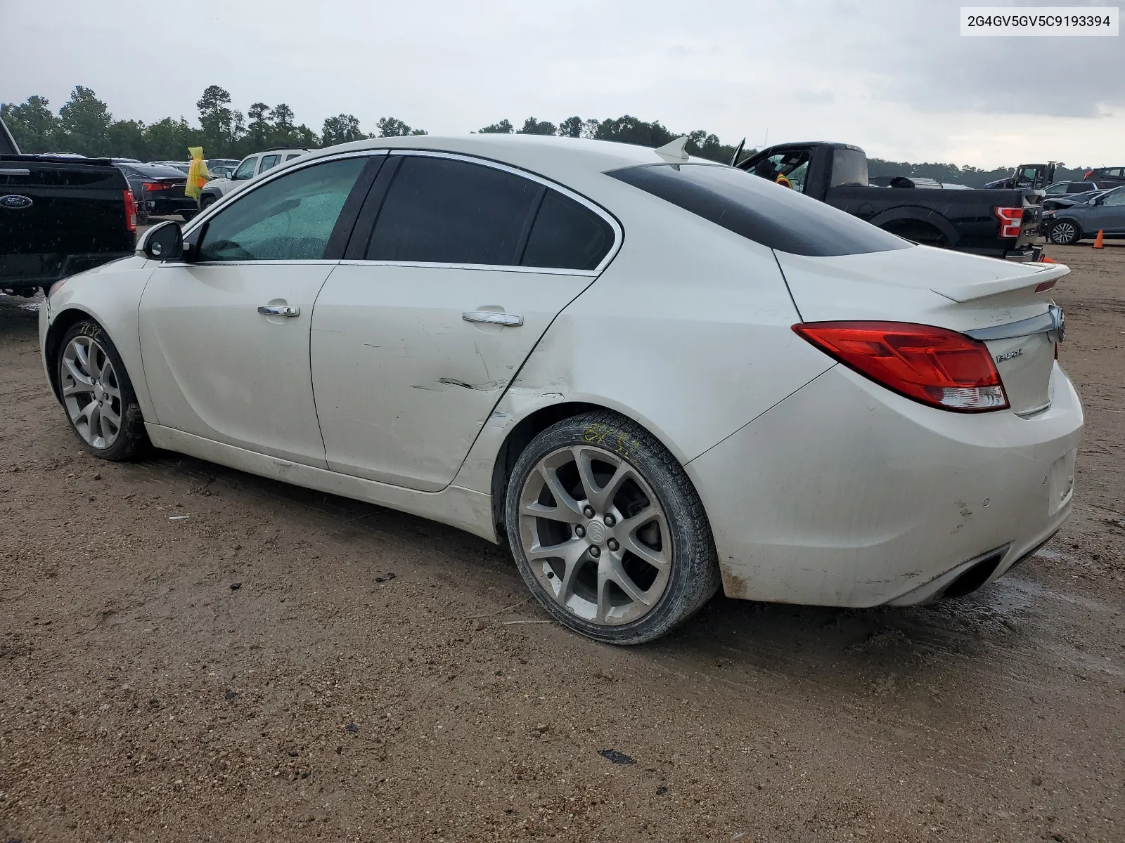 2G4GV5GV5C9193394 2012 Buick Regal Gs