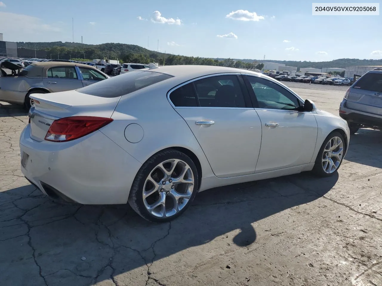 2G4GV5GVXC9205068 2012 Buick Regal Gs