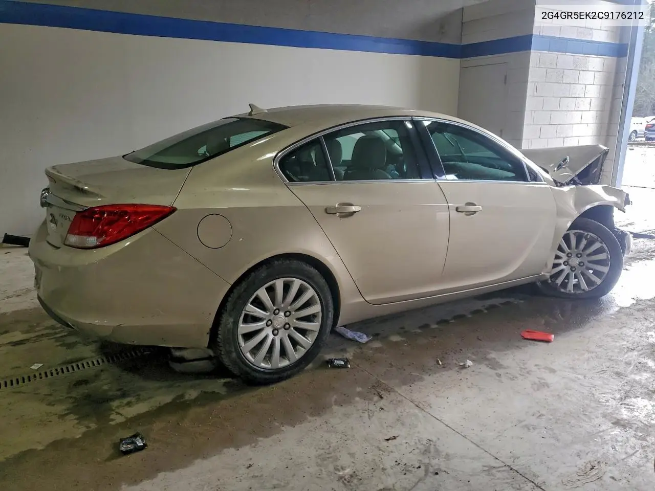 2G4GR5EK2C9176212 2012 Buick Regal