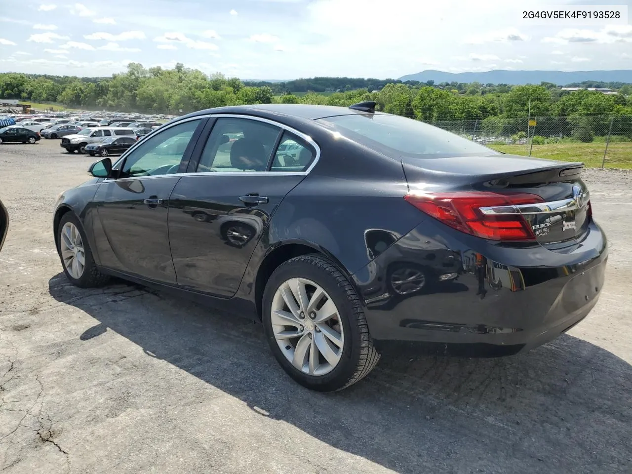 2G4GV5EK4F9193528 2015 Buick Regal