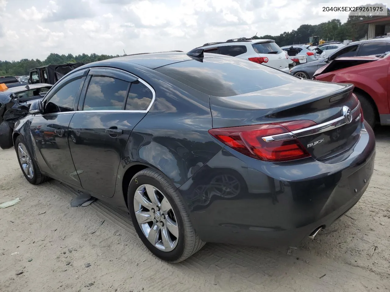 2G4GK5EX2F9261975 2015 Buick Regal