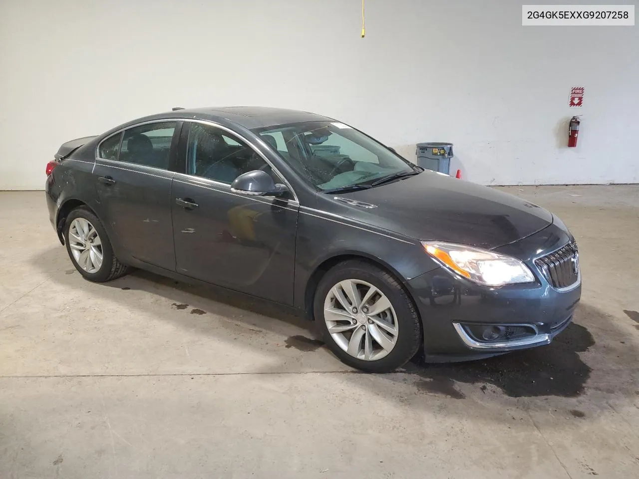 2G4GK5EXXG9207258 2016 Buick Regal