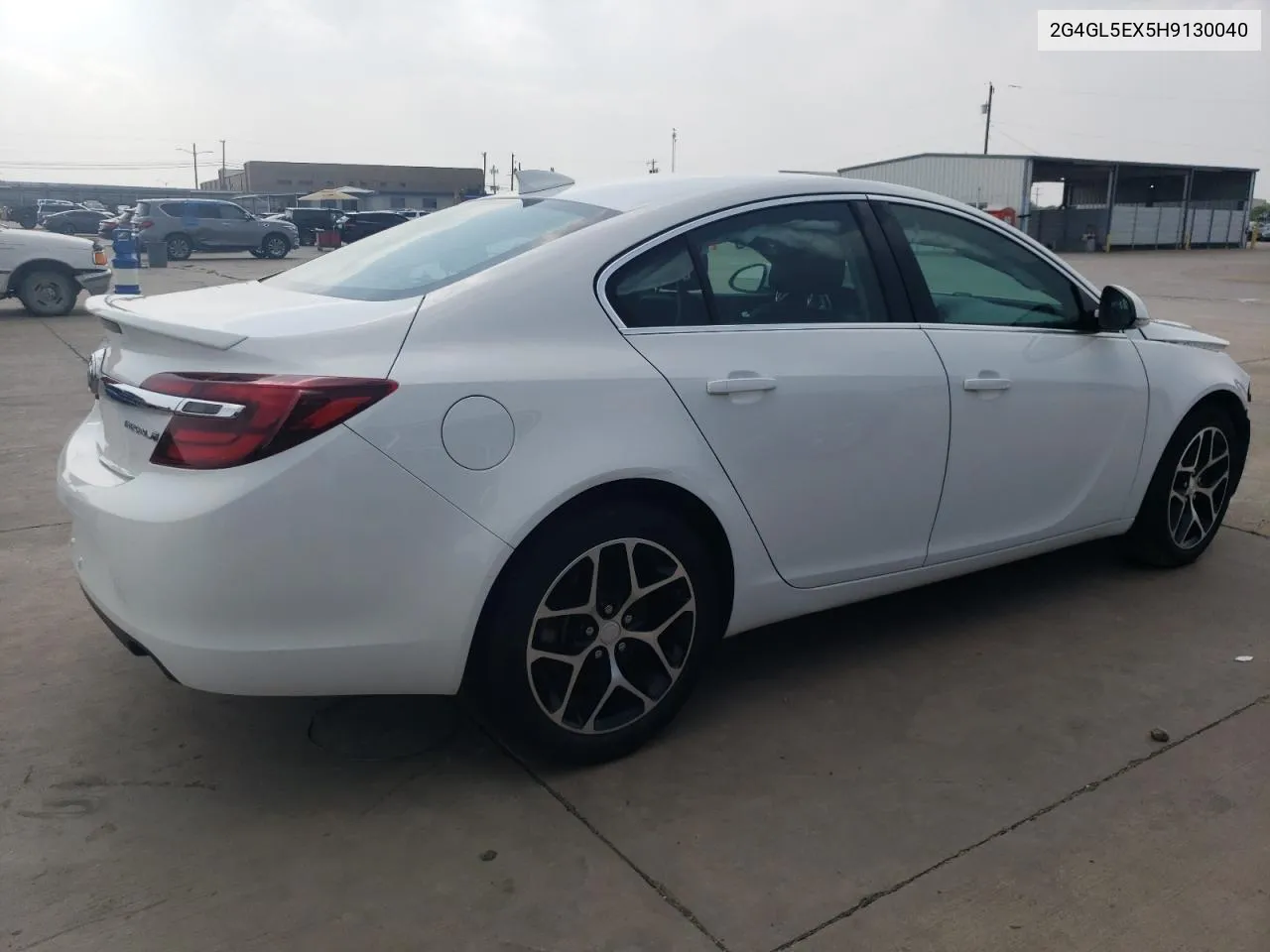 2G4GL5EX5H9130040 2017 Buick Regal Sport Touring