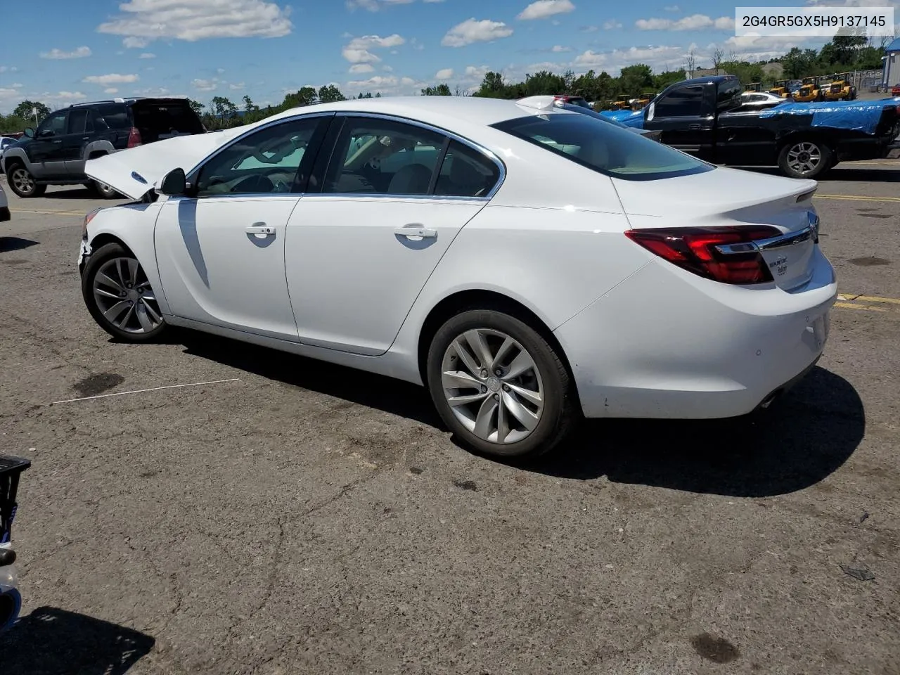 2G4GR5GX5H9137145 2017 Buick Regal Premium