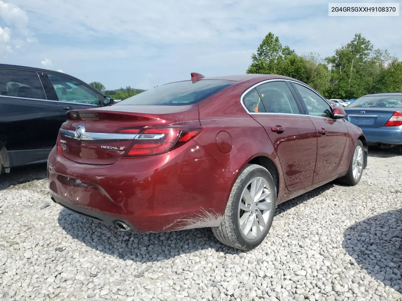 2017 Buick Regal Premium VIN: 2G4GR5GXXH9108370 Lot: 63063614