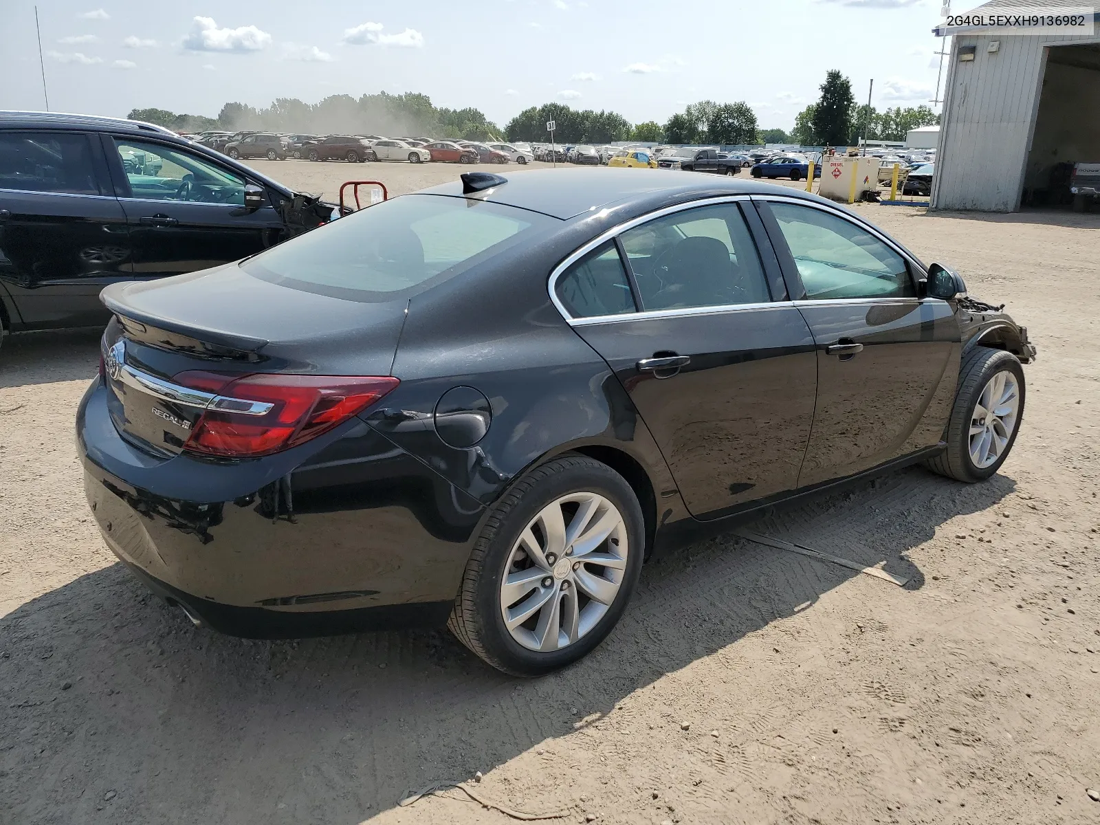 2G4GL5EXXH9136982 2017 Buick Regal Sport Touring