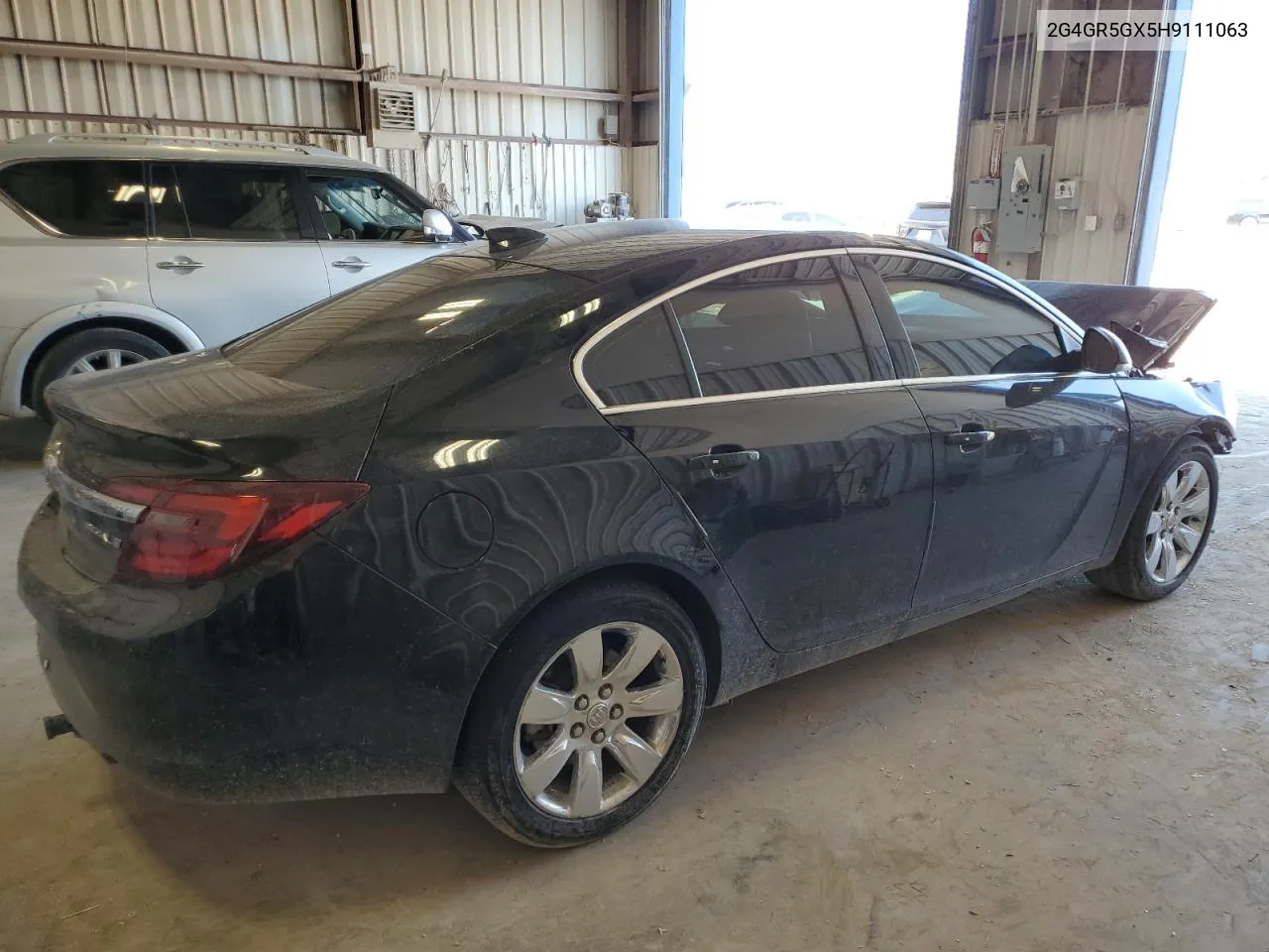 2017 Buick Regal Premium VIN: 2G4GR5GX5H9111063 Lot: 68978104