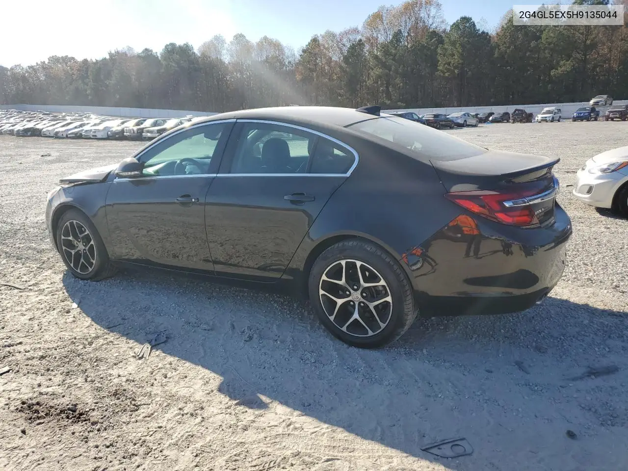 2G4GL5EX5H9135044 2017 Buick Regal Sport Touring