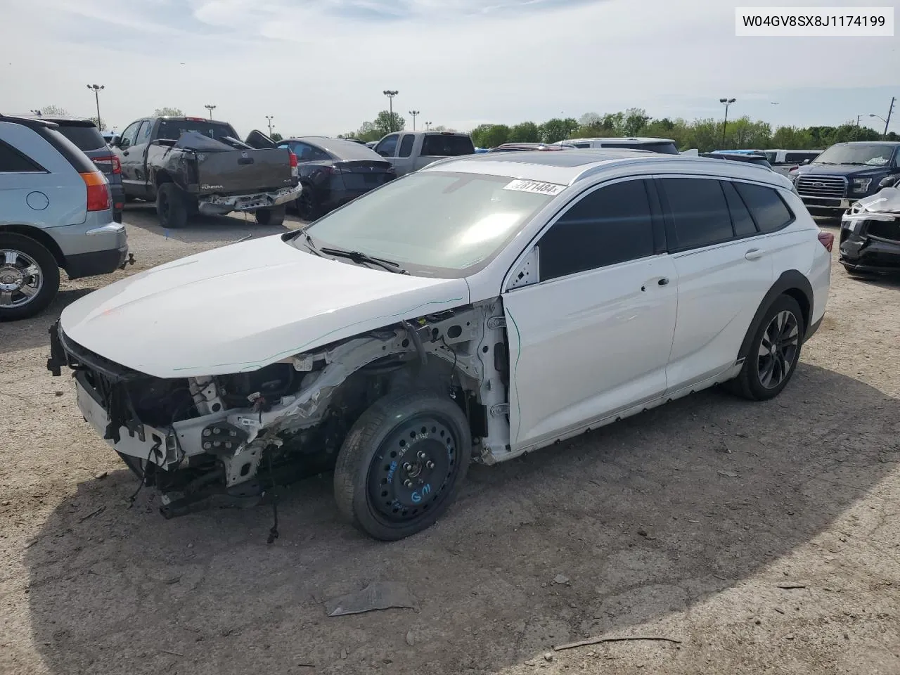 W04GV8SX8J1174199 2018 Buick Regal Tourx Essence