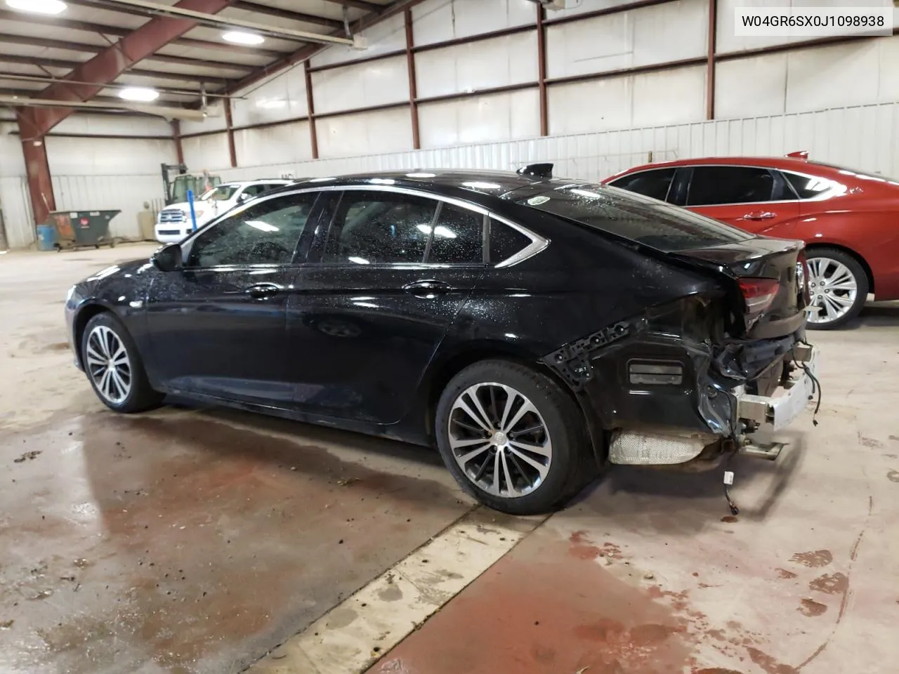 2018 Buick Regal Essence VIN: W04GR6SX0J1098938 Lot: 55202774